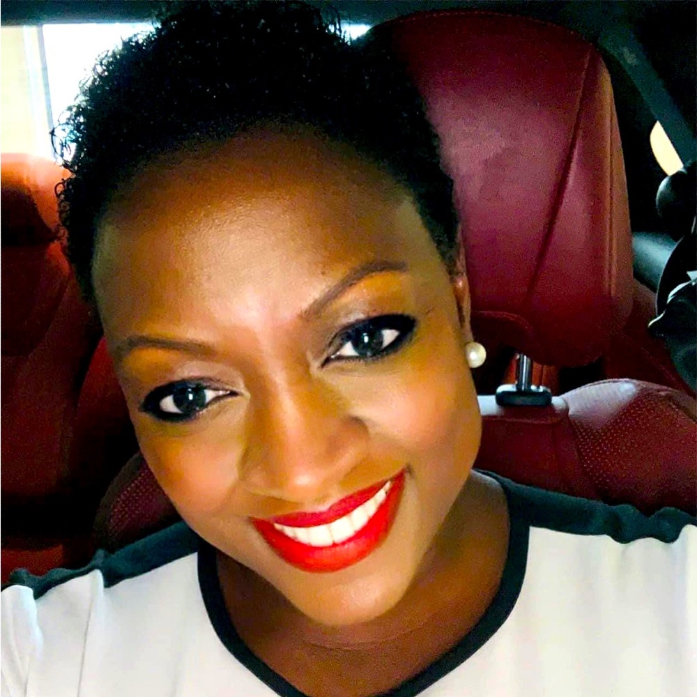 Meet your Posher, Sharon